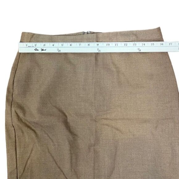 Banana Republic "Linen Look" Skirt Camel Mini Back Zip Fully Lined size 8P - Picture 2 of 8
